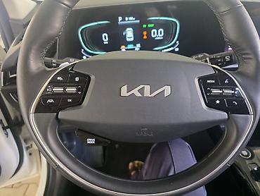 lada 2114: Kia Niro: 2022 г., Автомат, Гибрид, Кроссовер — 8
