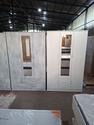 Шкафы для одежды: Шкаф для одежды, Новый, Прямой, ЛДСП — 3