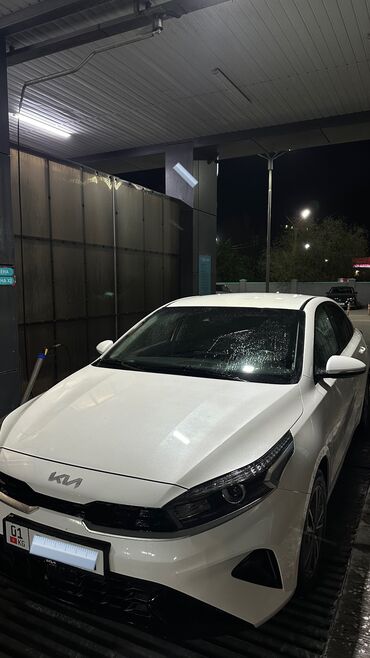 купить прицеп бу на легковой автомобиль: Сдаю в аренду: Легковое авто, Частная аренда