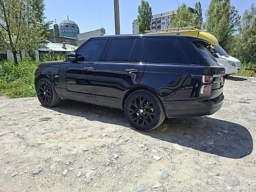 редж ровер: Range Rover Vogue, черный металлик, полный привод. Кузов и экстерьер — 5