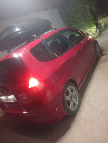 Honda: Honda Fit: 2002 г., Хэтчбэк