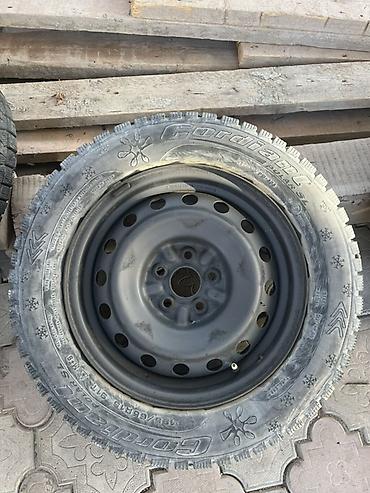5 110: Продается Зимние шины с дисками + калпак 195/65/15
Разболтовка 5/100 — 5