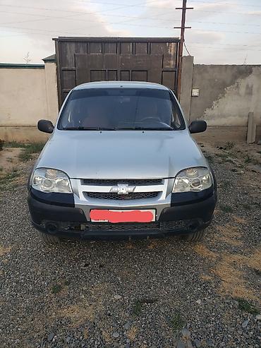xpeng g3: Chevrolet Niva: 2009 г., 1.6 л, Механика, Бензин, Внедорожник — 1