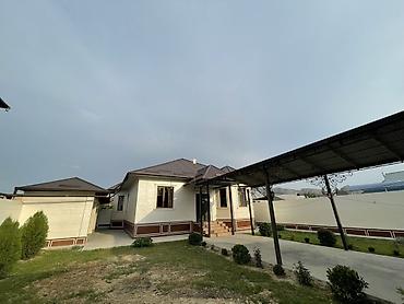 Продажа коттеджей и домов: 🏠 ПРОДАЁТСЯ ДОМ — ОШ, район авторынка 📐 Площадь дома: 103 кв.м 🌿 — 2