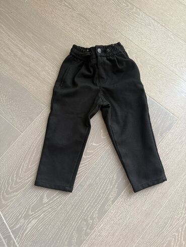 Dəstlər: ZARA uşaq şalvarı - Rəng: qara - Model: düz kəsim, gündəlik rahat
