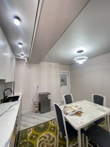 1 комнатную квартиру в центре: 1 комната, 42 м², Элитка, 3 этаж, Евроремонт