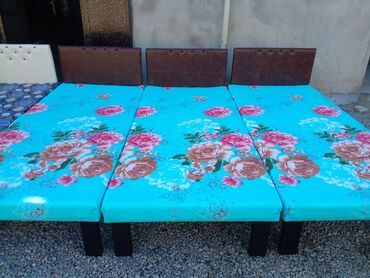 Çarpayılar: Kravat Təzə hazırları var Çatdırılma münasib qiymətə Bir nəfərlik — 7