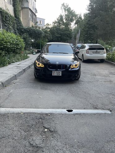 tayota runx: BMW 5 series: 2005 г., 2.5 л, Робот, Бензин, Седан