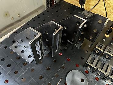 Сварочные аппараты: Сварочные столы и оснастка к сварочным столам 3D, бочонки, углы — 11