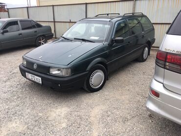моющий пылесос для химчистки салона автомобиля бу: Volkswagen Passat Variant: 1990 г., Механика, Бензин, Универсал