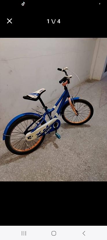 scott velo: Mavi rəngli, uşaqlar üçün nəzərdə tutulmuş velosiped. Velosipedin — 2