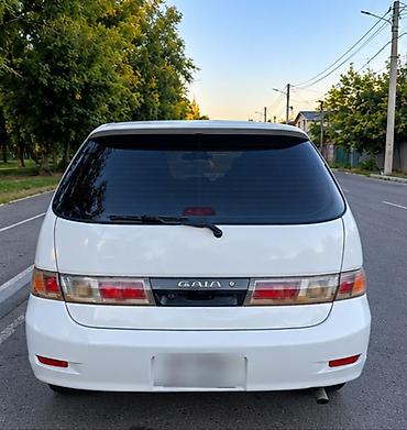 тойота: Toyota Gaia: 2000 г., Автомат, Бензин, Минивэн — 1