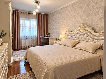 Үйлөрдү сатуу: 3 бөлмө, 150 м², 5 соток, Бишкек, Алтын-ордо ж/м Менчик ээси — 2