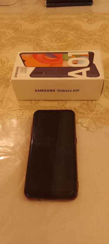 Samsung: Samsung Galaxy A01, 16 GB, rəng - Göy, İki sim kartlı