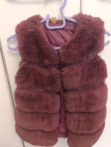 puffy: Uşaq üçün isti süni kürklü jilet - Rəng: tünd zoğalı/bordo - Material — 1