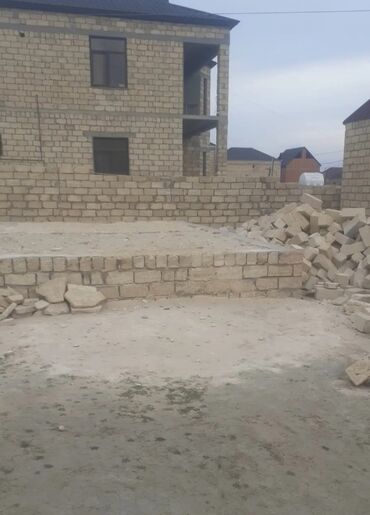 Ворота и комплектующие: Satılır: Tikinti üçün daş materialları və fundament üçün armatur