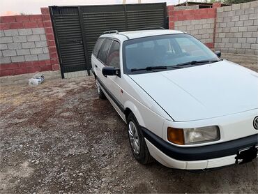 корзина пассат: Volkswagen Passat: 1990 г., 1.8 л, Механика, Бензин, Универсал