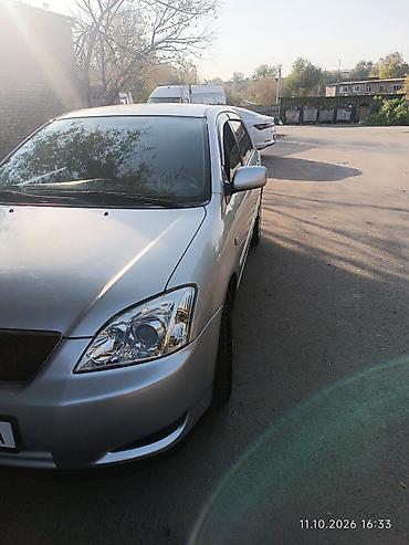 Toyota Corolla: 2002 г., 1.6 л, Автомат, Бензин, Хэтчбэк
