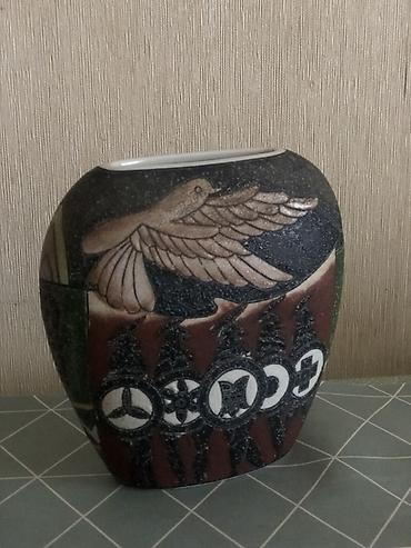 ucan: Bir vaza, Keramika — 1