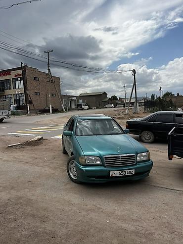 планка: Mercedes-Benz C-Class: 1999 г., 2 л, Механика, Бензин, Седан — 2