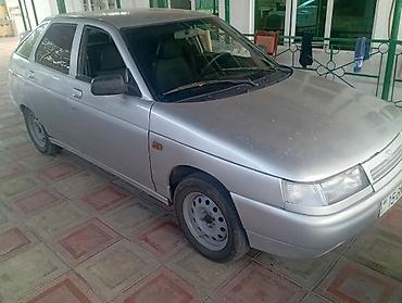 prado yan güzgü: LADA 112, gümüş rəng, hetçbek kuzov. Xüsusiyyətlər: - 5 qapılı — 7