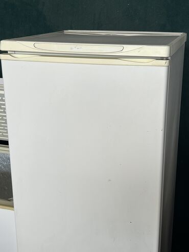 витринный холодильник не рабочий: Холодильник, б/ у . 3000 с морозит плохо надо ремонтировать