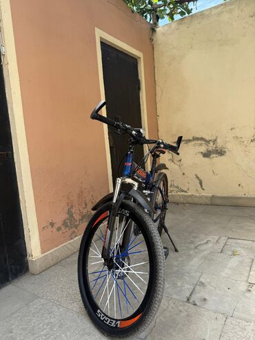 İşlənmiş Şəhər velosipedi 26", sürətlərin sayı: 7, Ünvandan götürmə