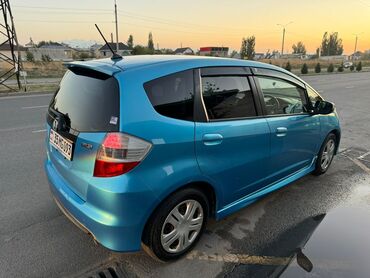 аварийный хонда фит: Honda Fit: 2010 г., 1.5 л, Вариатор, Бензин, Хэтчбэк