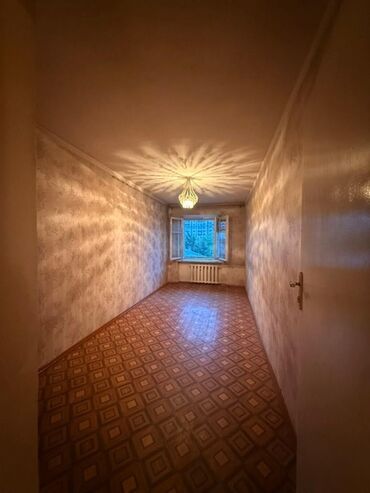 3комнатный: 3 комнаты, 55 м², 104 серия, 4 этаж, Косметический ремонт