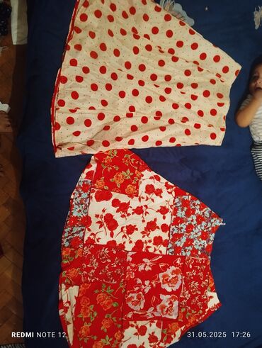 Futbolka və maykalar: Her bir şəkildəki 3 manata maksimum 5 ədəd alana bu qiymətə satılır vp — 8