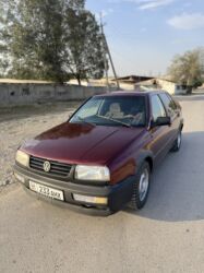 Volkswagen: Volkswagen Vento: 1993 г., 1.8 л, Механика, Бензин, Седан — 12