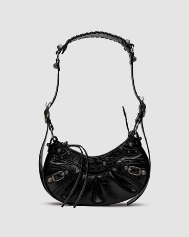yeni lifcikler: Çiyin çantası, Balenciaga, Yeni