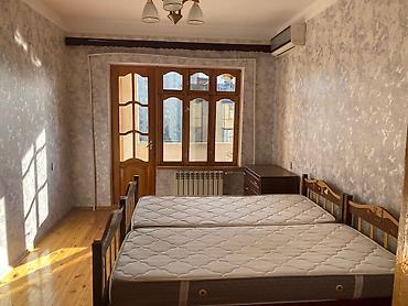 kirayə evlar: İcarəyə verilir 2 otaqlı köhnə tikili 75 m², Əhmədli m. 600 AZN/ay 2 — 3