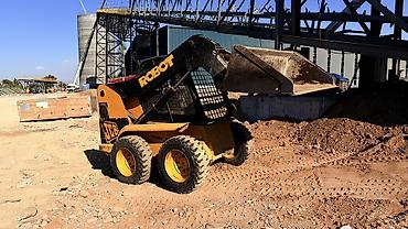 bobcat: Услуги экскаватора | Выкорчевывание пней, Траншеи, Котлованы — 3