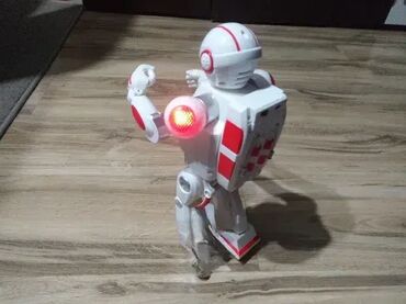 Igračke: 1. ALOK Novo 2. XTR koriscen 3. Kids WowWee Robot charger — 7