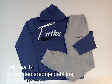 Komplet trenerke: Velicine pisu na slici 
2200 din — 8
