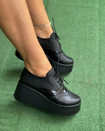 Women's Sneakers and athletic shoes: Cena:4300din
Br:36-40
Djon9cm — 5