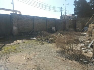Həyət evləri və villalar: 6 otaqlı, 300 kv. m