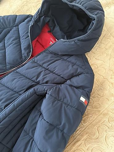 Kurtkalar: Tommy Hilfiger TH Flex /qadın pufffer gödəkçə - Rəng: tünd göy — 2