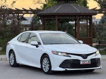 r18 меняю на r17: Toyota Camry: 2018 г., 2.5 л, Автомат, Гибрид, Седан
