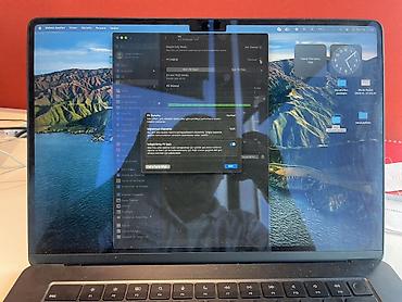 apple macbook air m1: Macbook air m2 15 inch 
8 256 yaddaş 
Usb ve adaptr üstünde verilir — 3