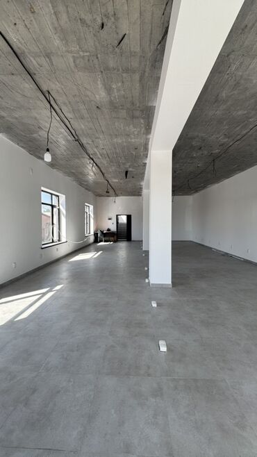 Другая коммерческая недвижимость: Коммерческое здание у дороги - Отдельно стоящее 3‑этажное здание с — 6