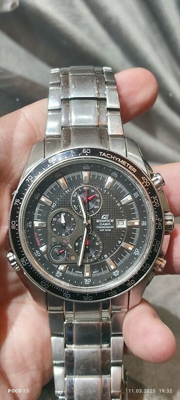 saat qız üçün: İşlənmiş, Qol saatı, Casio