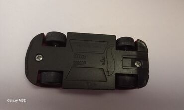 Игрушки: Продаю машинки хот вилс ( на обороте написано). покупаете первые 4 at lalafo.kg — 18 Игрушки: Продаю машинки хот вилс ( на обороте написано). покупаете первые 4 — 18