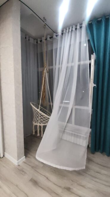 срочно продаётся 1 комнатная квартира в районе ошского рынка по улице молодая гвардия токтогула: 1 комната, 38 м², Элитка, 9 этаж, Евроремонт