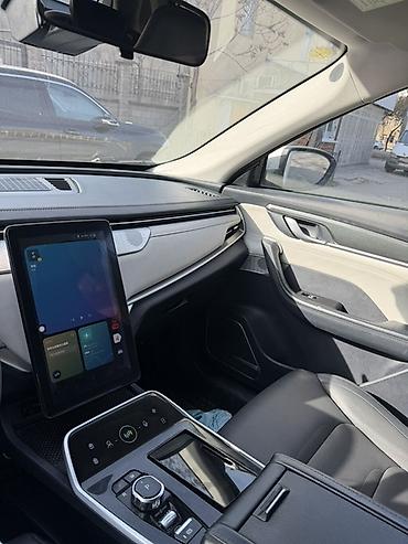 Другой электротранспорт: Электромобиль кроссовер (белый цвет) - Кузов: компактный кроссовер, 5 — 10