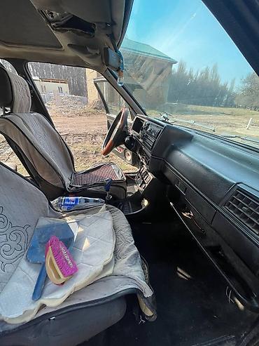 Volkswagen: Volkswagen Golf: 1991 г., Механика, Бензин, Седан — 8