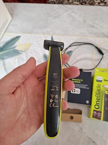 samsung s3550 shark slider: Philips OneBlade ülgüc və trimmer dəsti Xüsusiyyətlər: - Model — 1