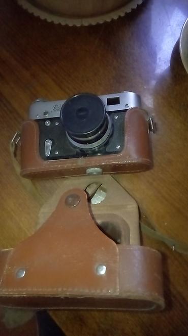 35: Плёночный фотоаппарат ФЭД-2 с объективом Индустар 61 (сменный, резьба — 1