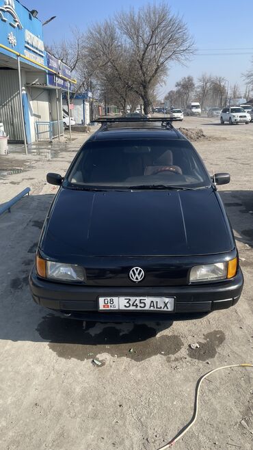 Volkswagen: Volkswagen Passat: 1991 г., 1.8 л, Механика, Бензин, Универсал